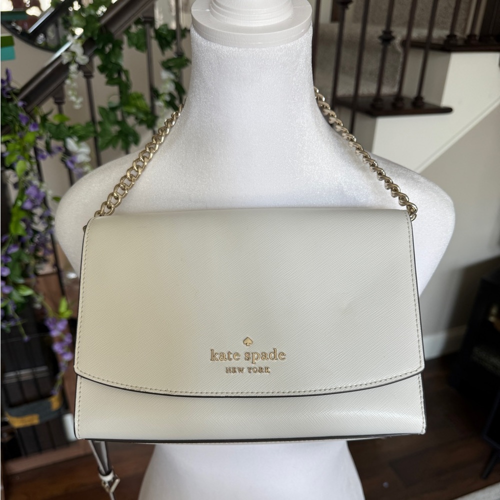 Kate Spade White two way (shoulder / crossbody) bag, excellent condition